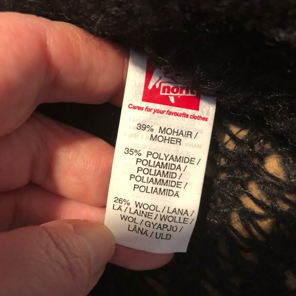 Top, crochet, wool - Picture 5 of 8